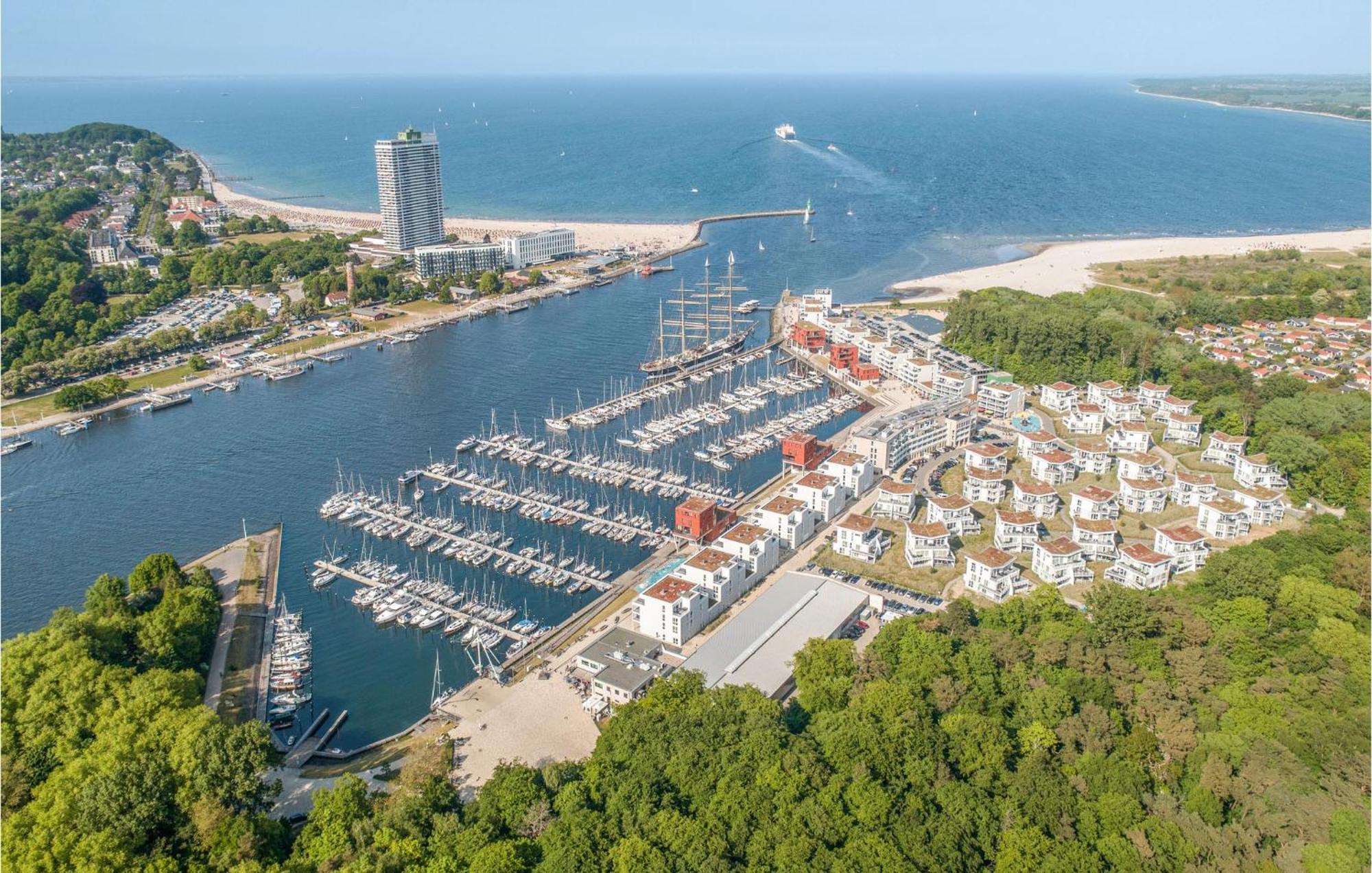 Nice Apartment In Luebeck Travemuende With Wifi Extérieur photo